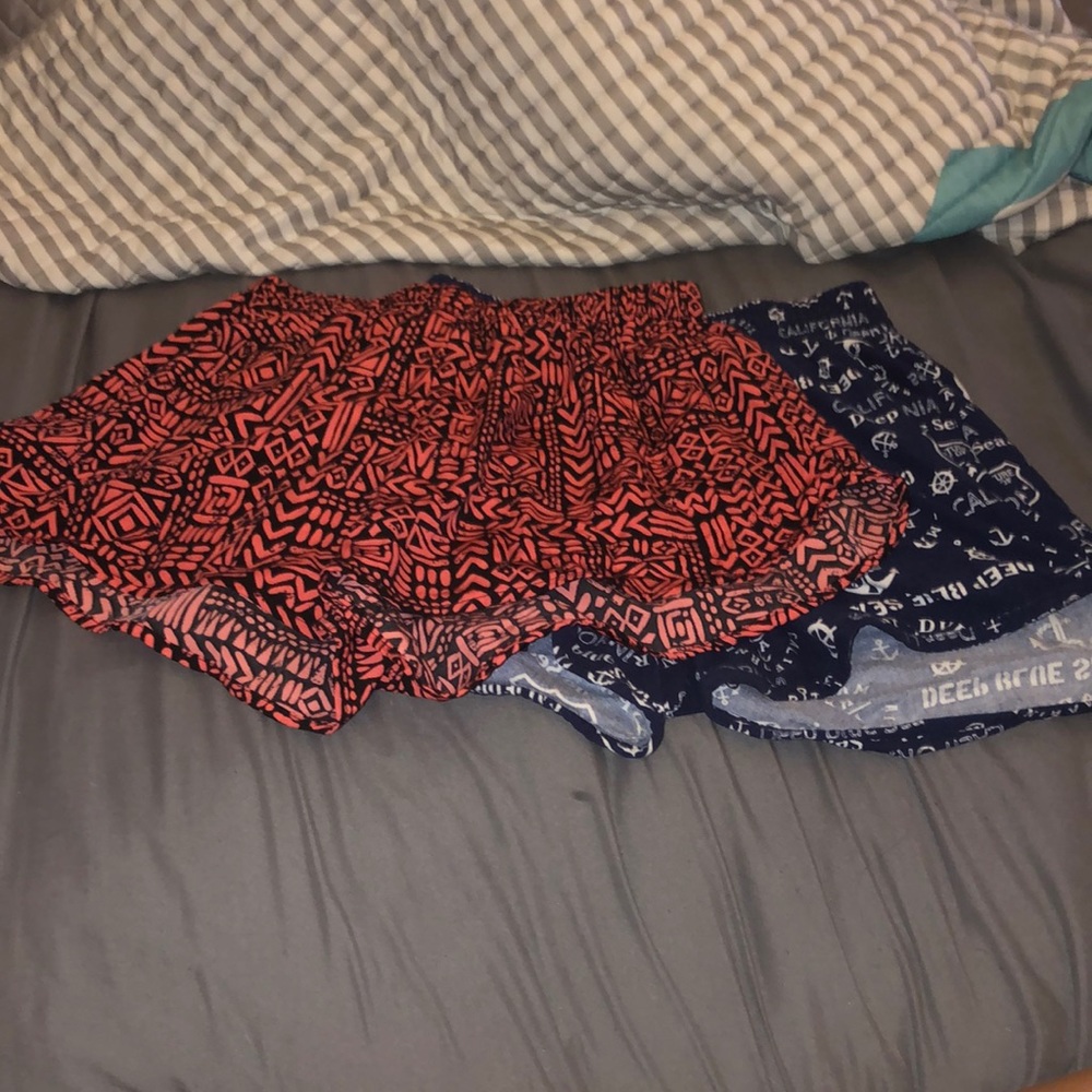 2 pairs of shorts